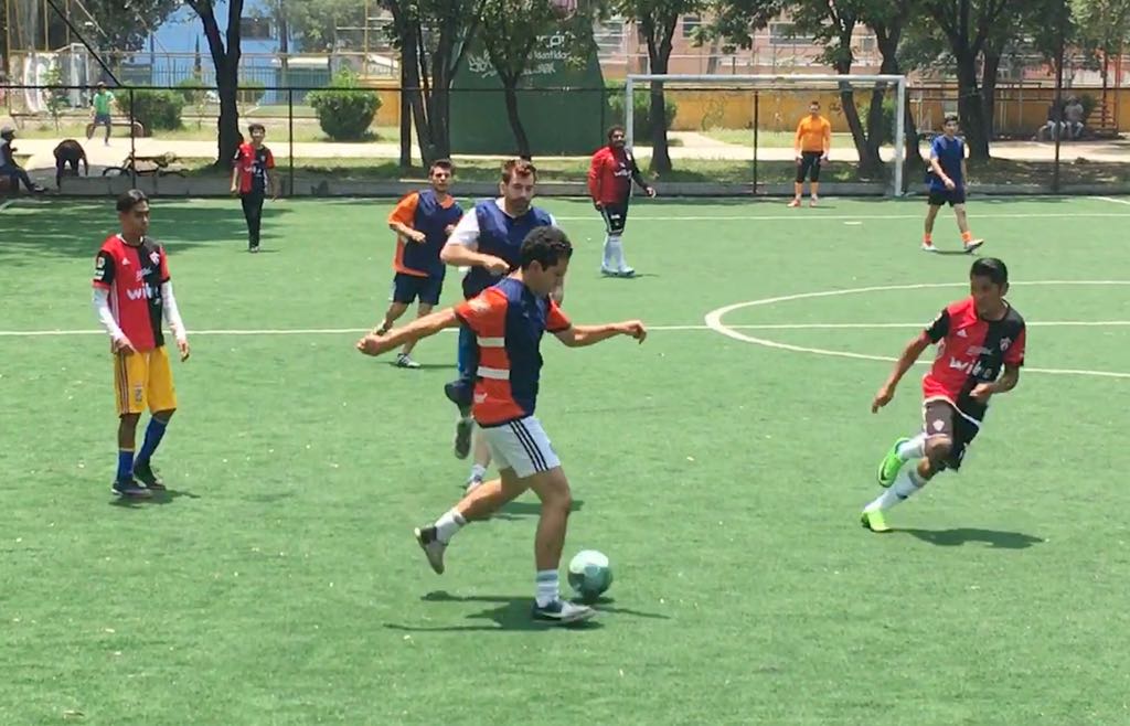 Many new faces at Taxqueña Arena