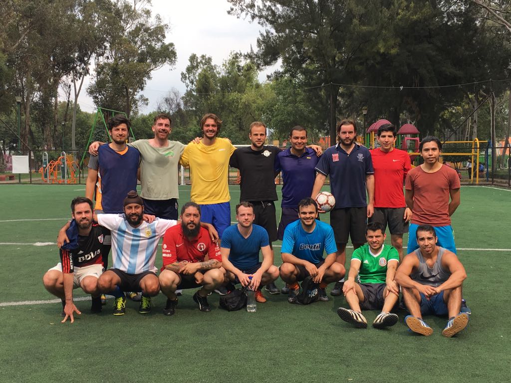 Mexileiros challenge Rest of the World